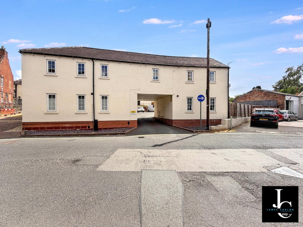 Apartment in Telford - More