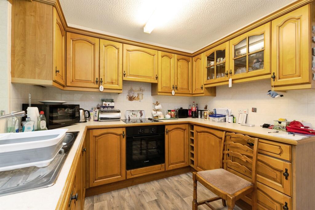 Boston Drive, Marton-In-Cleveland, Middlesbrough – další
