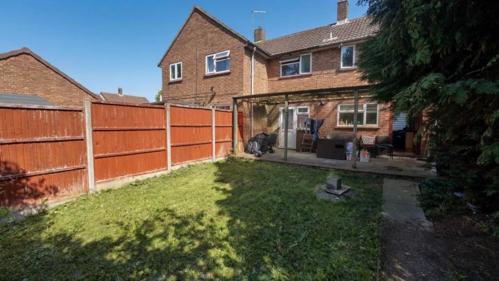 High Dells, Hatfield