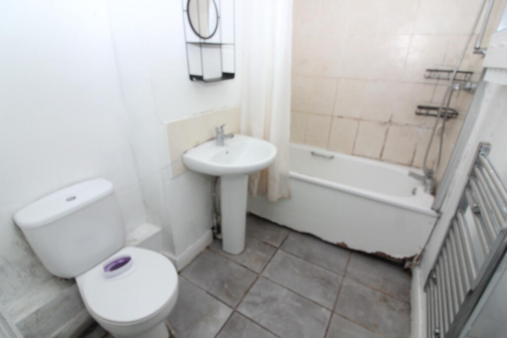 43 Central Garden Apartments, Benson Street, Liverpool, Merseyside L1 2SS photo 5