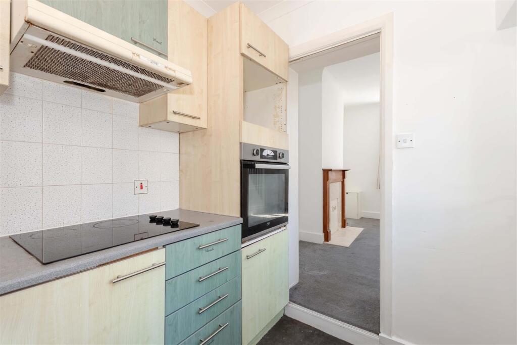 Station Road, Worthing - View 3