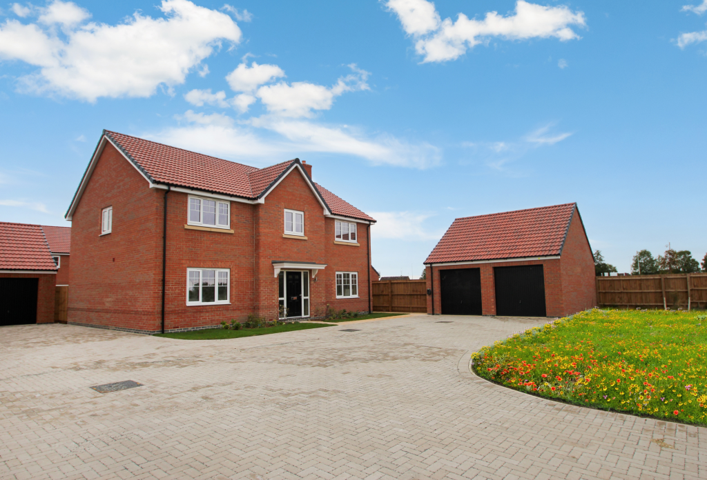 Main image of property: Wootton Grange Way, South Wootton,
King's Lynn,
Norfolk,
PE30 2FQ
