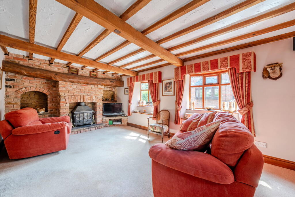 House in Leicester - More