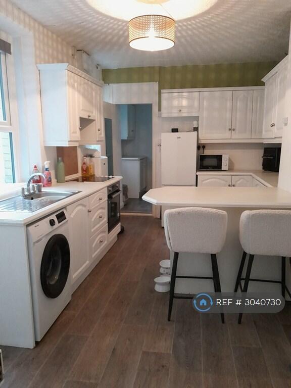 Apartment in Exeter - View 5