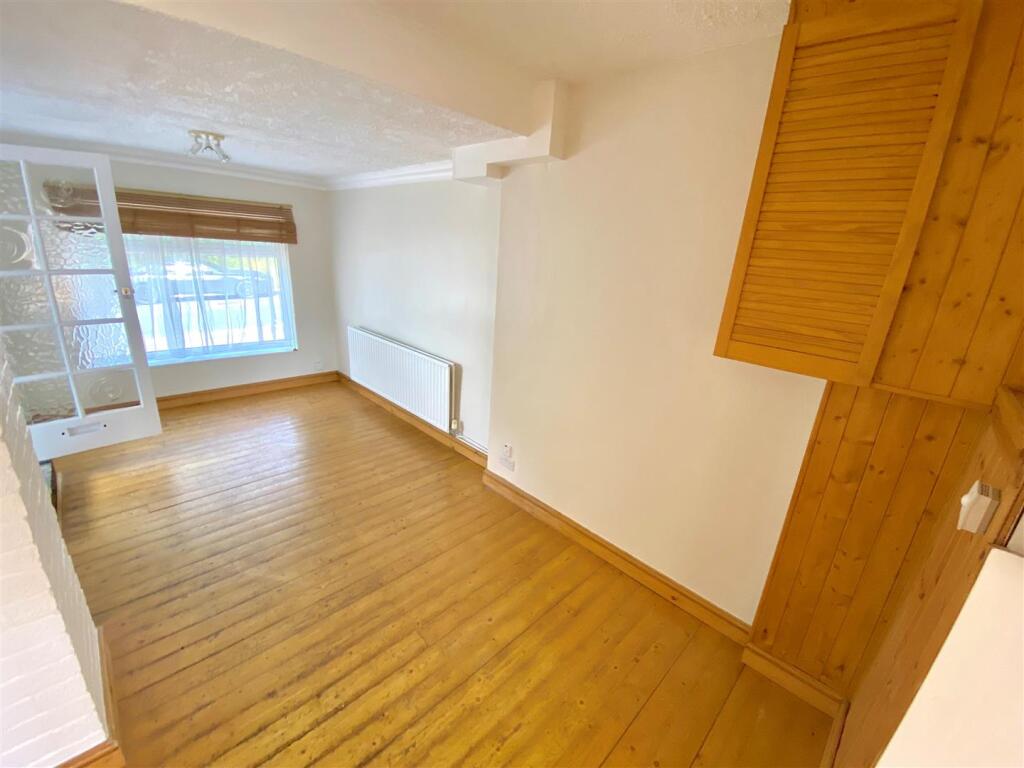 House in Enfield - View 5