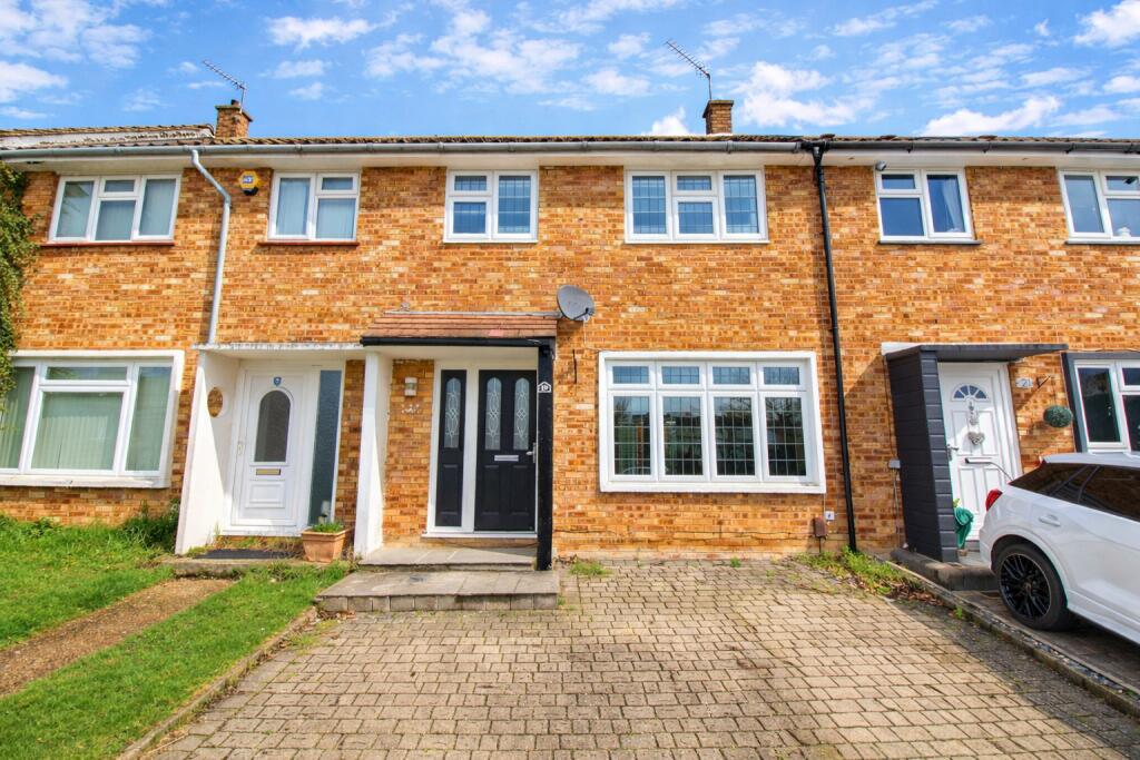 Main image of property: Abbs Cross Gardens, RM12