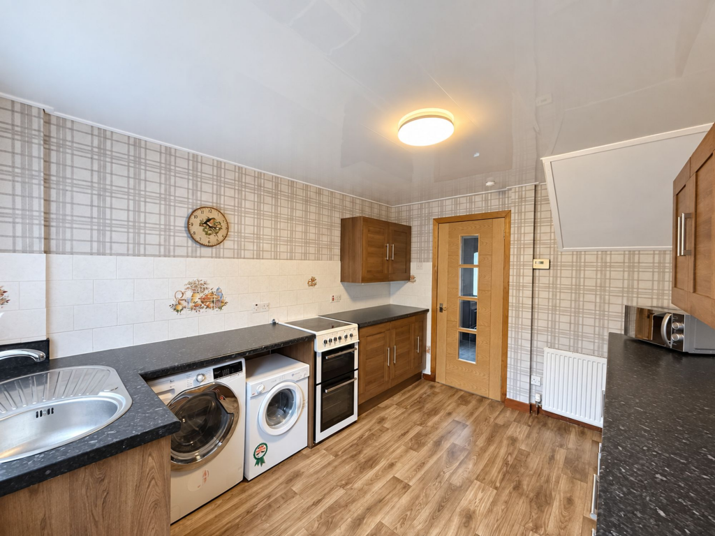 House in Kilmarnock, South Ayrshire - More