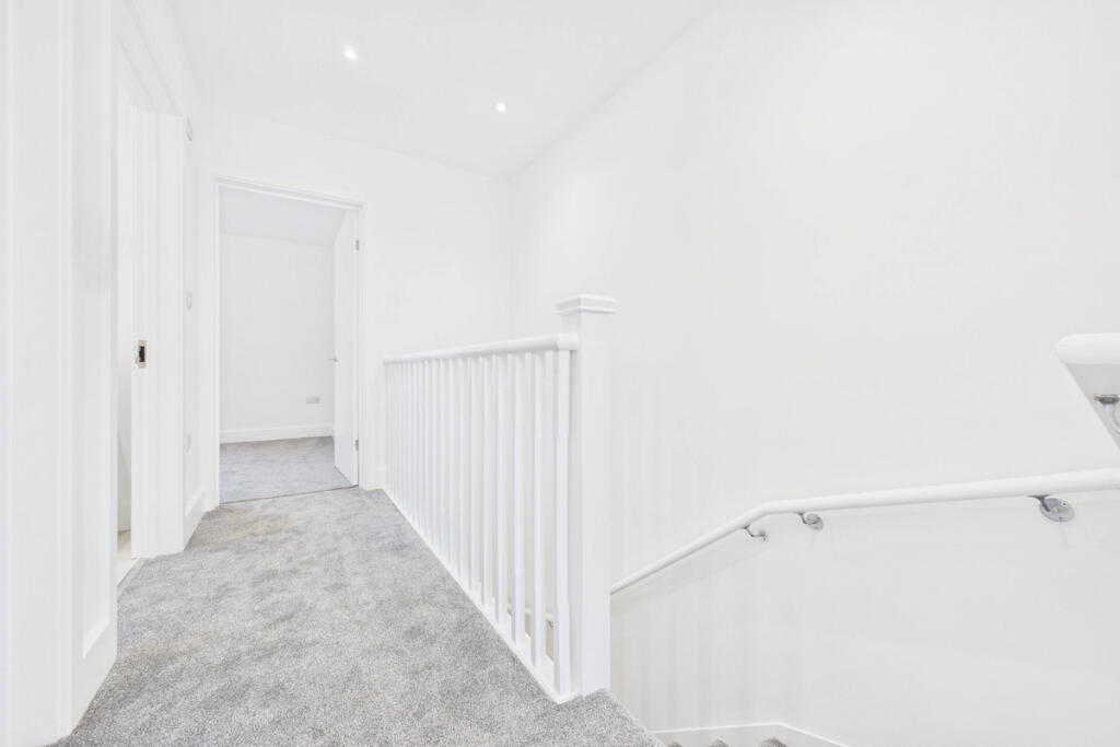 Additional image 19 of 73 Hardewick Place, St. Albans, AL2