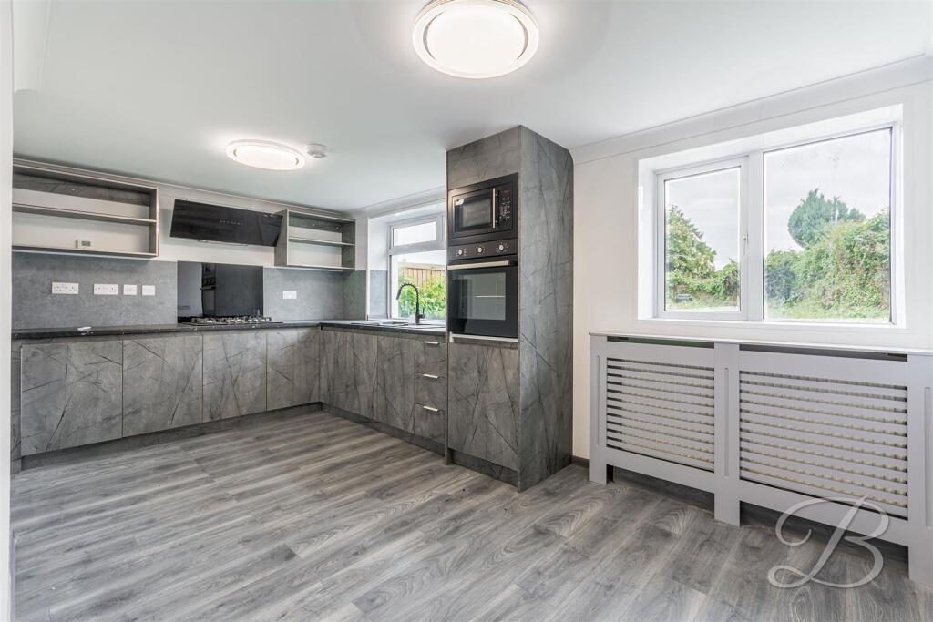 Armstrong Road, Mansfield - View 3