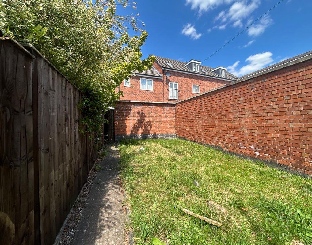 Apartment in Blaby, Enderby - View 5