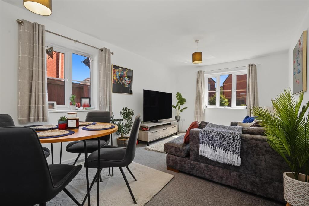 Apartment in Nottingham - View 4