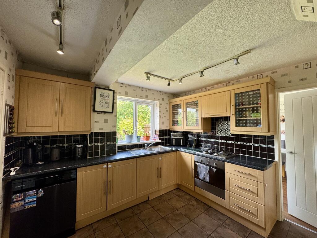 Coppice Walk, Cheswick Green, Solihull, B90 photo 5