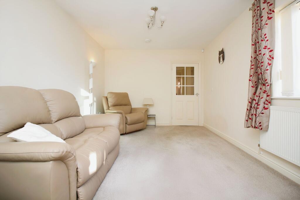Cambridge Close, Syston, LE7 photo 4