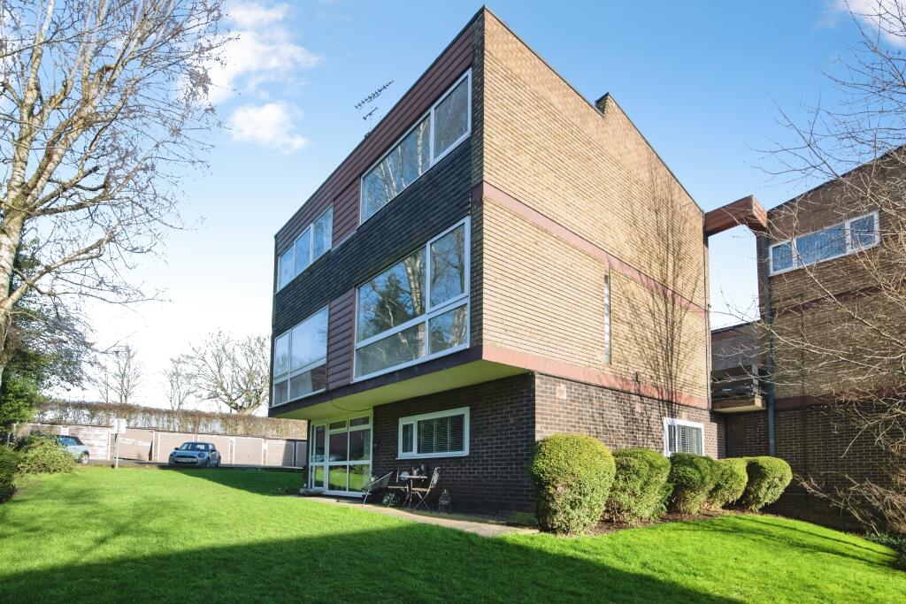 Main image of property: Wolverhampton Road, Oldbury, B68