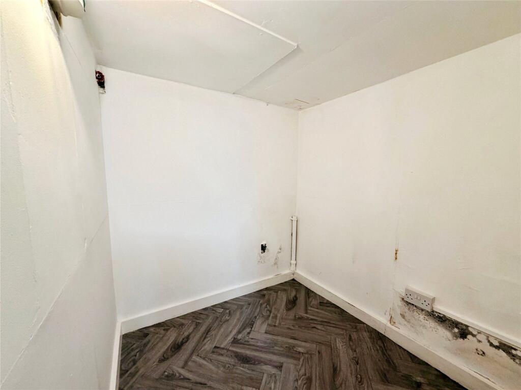 Apartment in Torquay, Ellacombe - More
