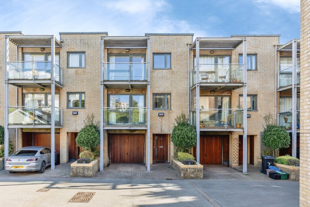 Main image of property: Chapter Walk, Bristol, BS6