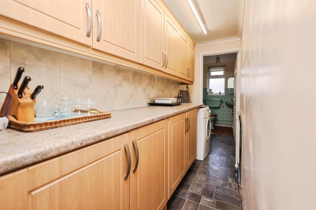 House in Dudley, West Midlands - More