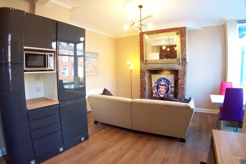 House in Leeds - View 4