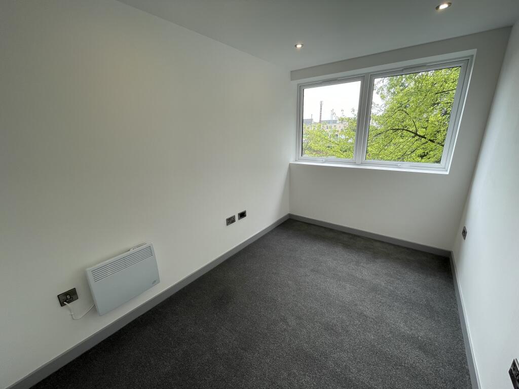 Apartment in Wolverhampton - View 4