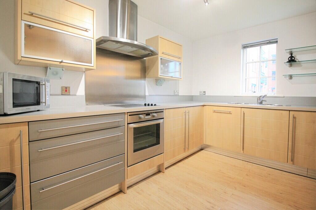 Apartment in Chester - View 3