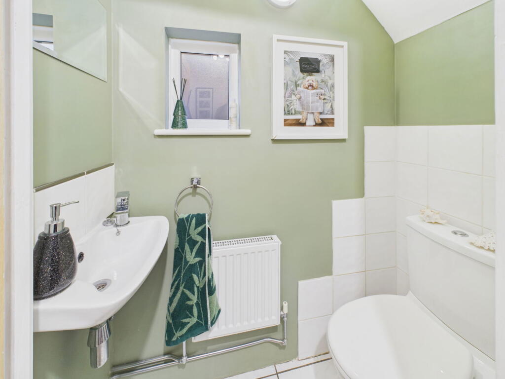 House in London - View 5