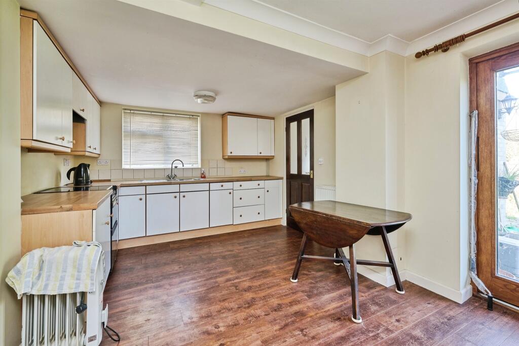 House in South Kesteven, Deeping St. James - View 4