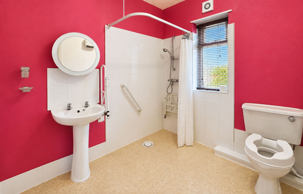 Holden Road, Brierfield, BB9 photo 5