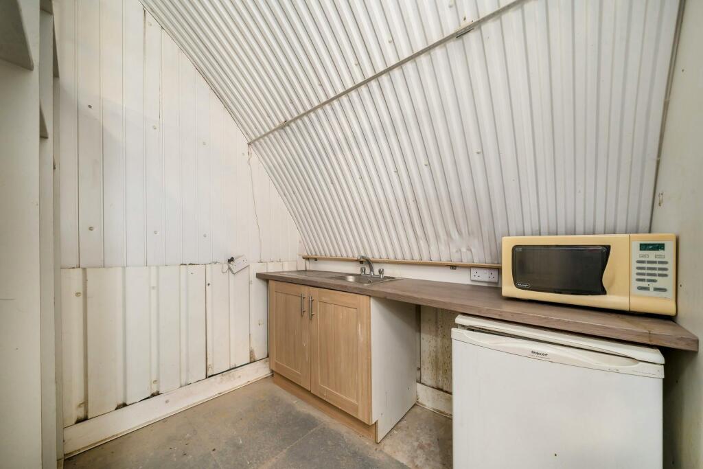 Arch 42 kitchen (Copy).jpg