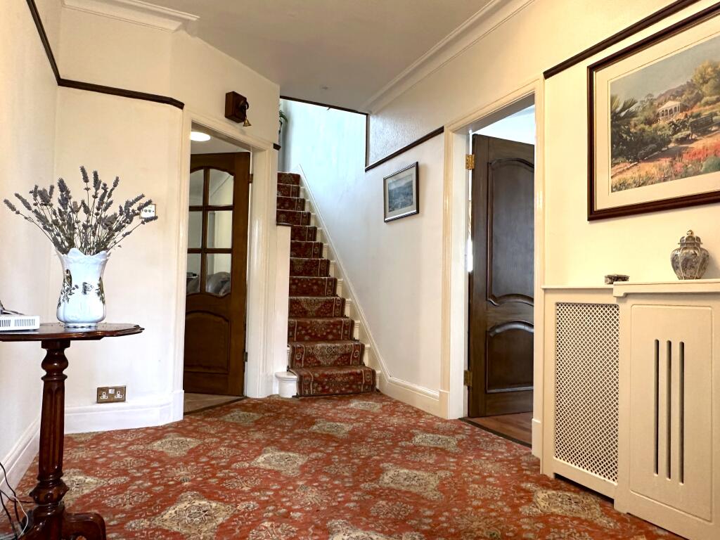 House in Penrhyn Bay, Llandudno - More