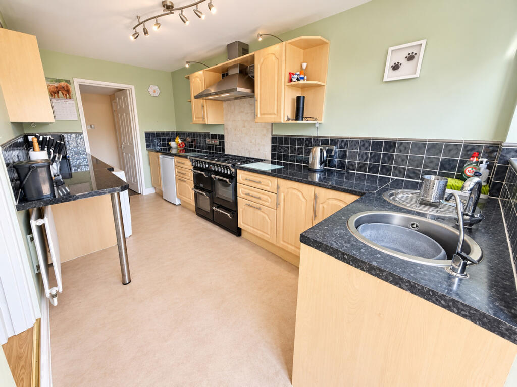 House in Swindon - View 4