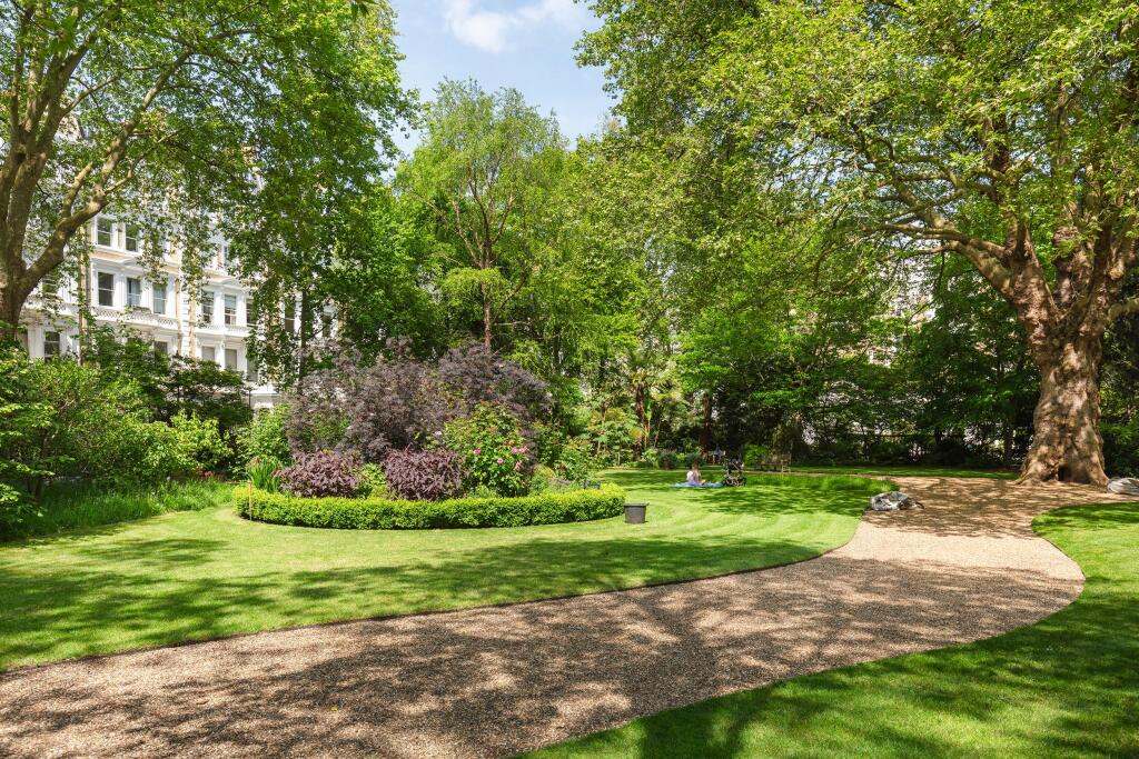Apartment in London - View 5
