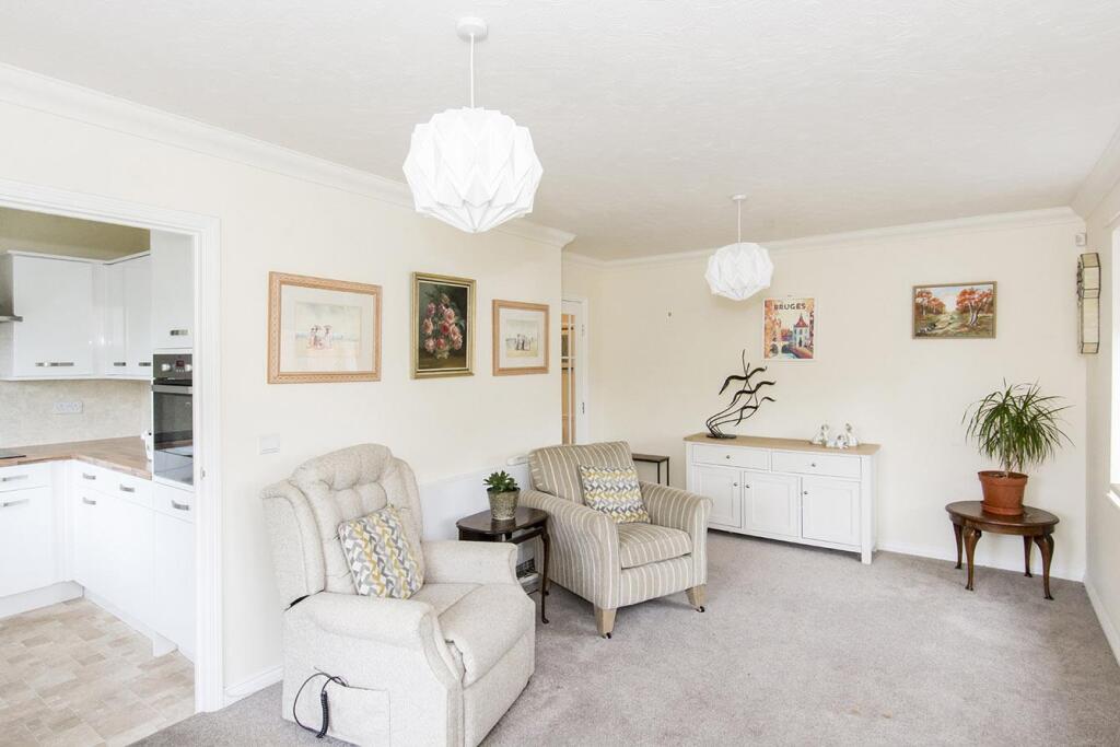 Northampton Road, Market Harborough photo 3
