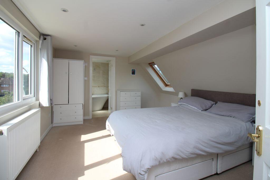 House in Tonbridge - View 4