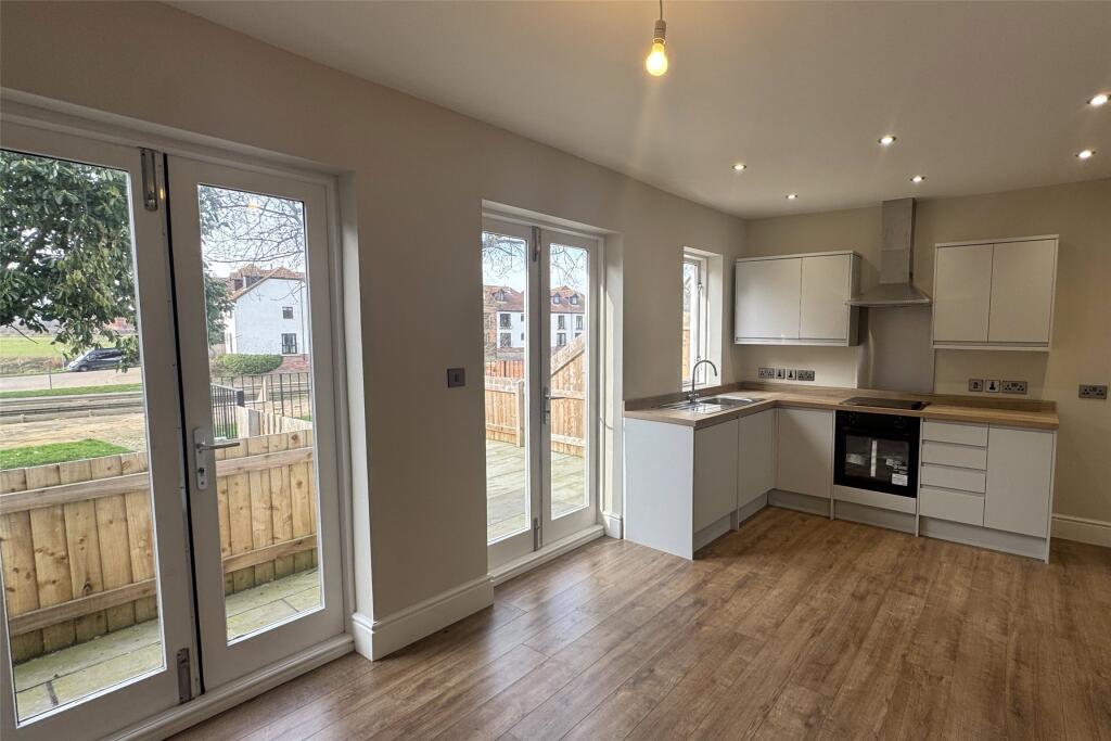 House in Tewkesbury - View 4