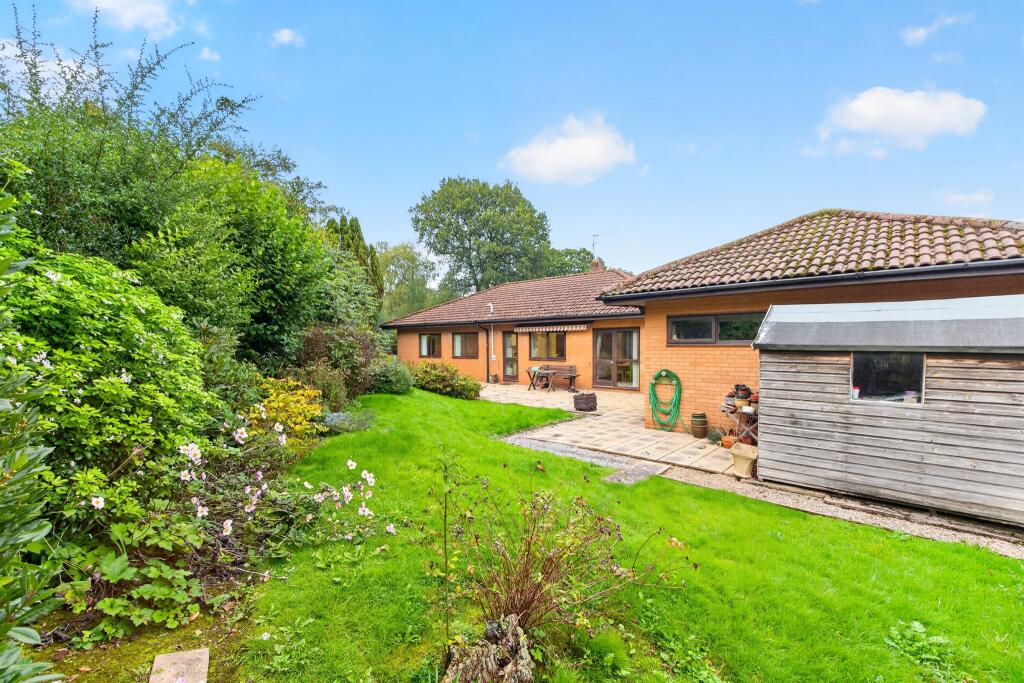 House in Cardiff, Lisvane - View 3