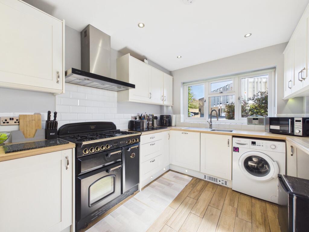 Hedingham Road, Halstead, CO9 photo 4