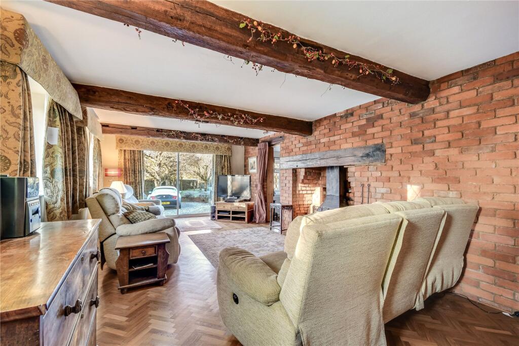 Blackmore Road, Fryerning, Ingatestone, Essex, CM4 photo 2