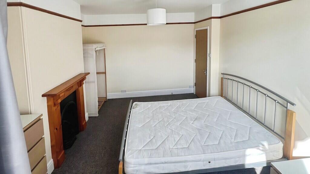 House in Exeter - View 5