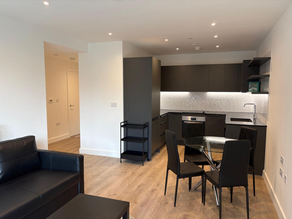 Main image of property: Hopper House, Plumstead, London, SE28