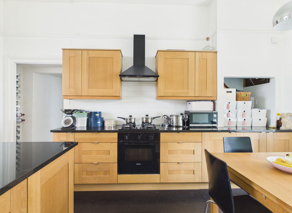 Apartment in Bath - More