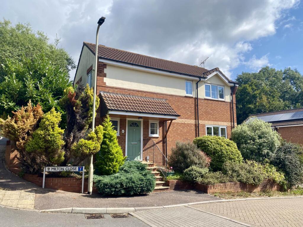 3-bed detached on Milton Close, Exmouth, £360,000