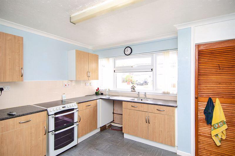 Shannon Drive, Walsall photo 4
