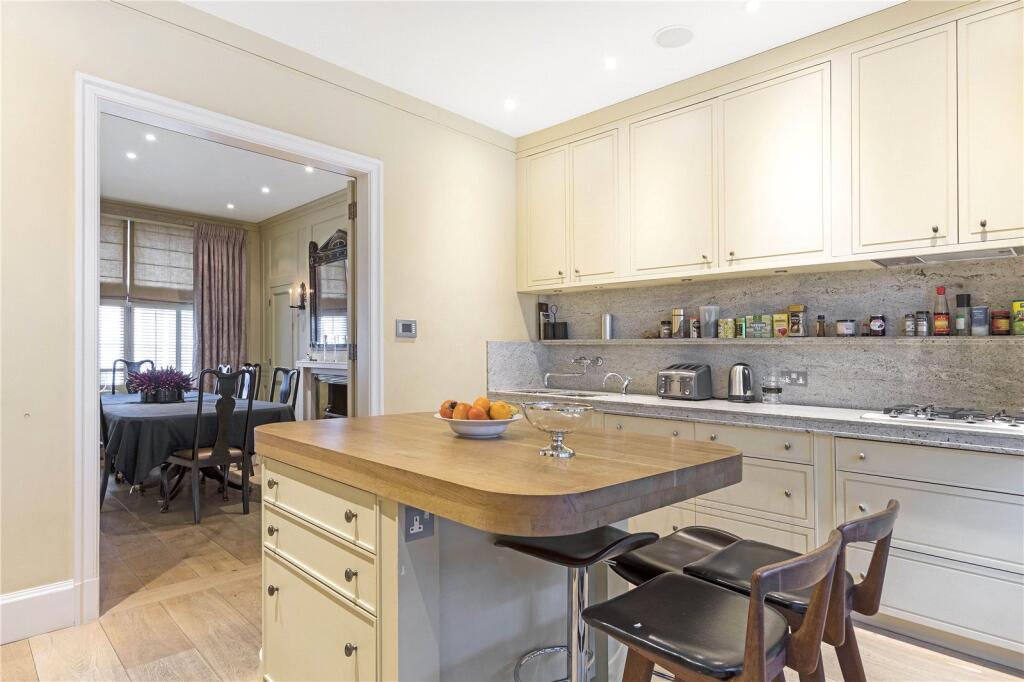 House in London, Belgravia - View 3