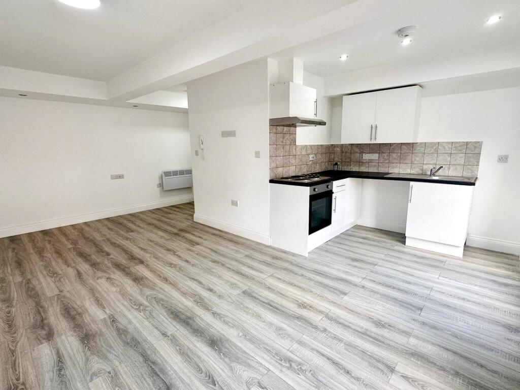 Apartment in Leicester - View 5