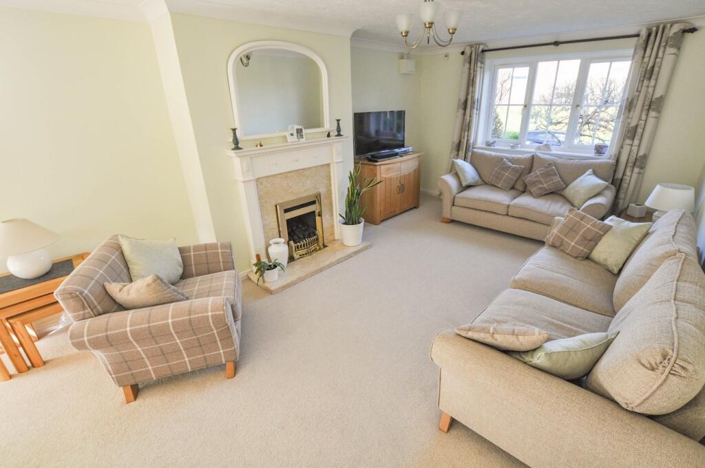 Cowdrys Field, Wimborne, BH21 photo 2