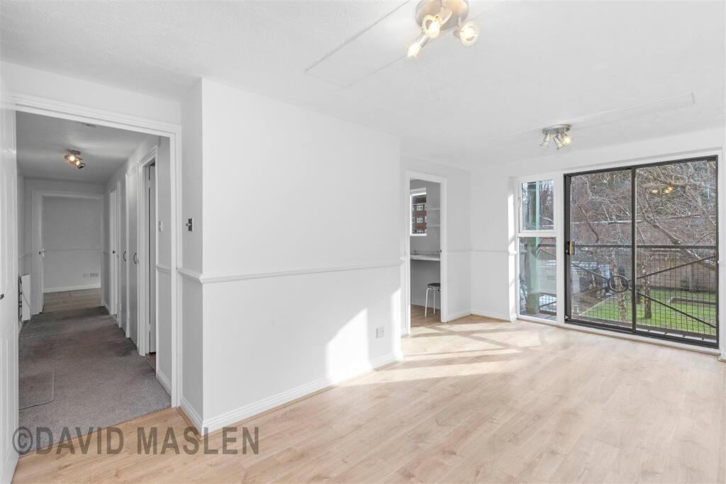 Apartment in Brighton - View 5