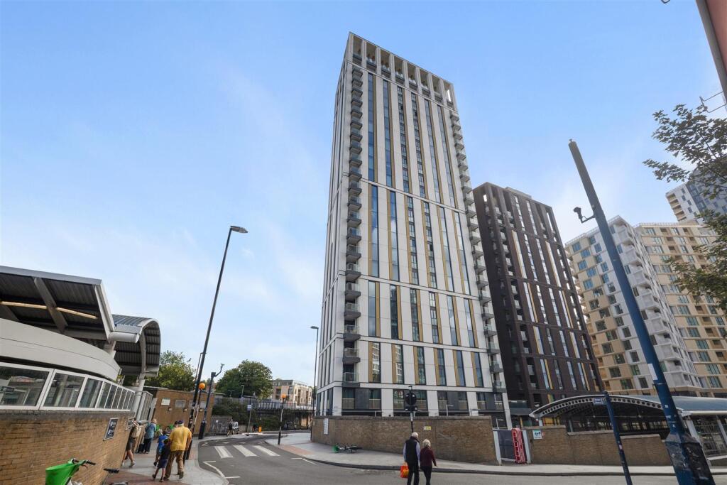 Apartment in London, Ladywell - View 4
