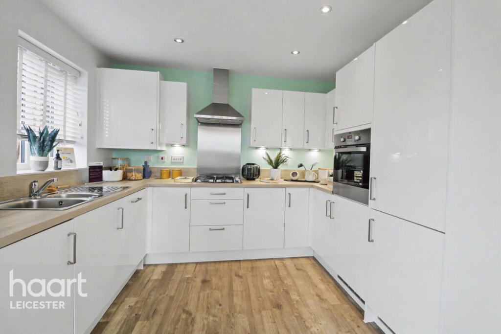 House in Melton - View 5