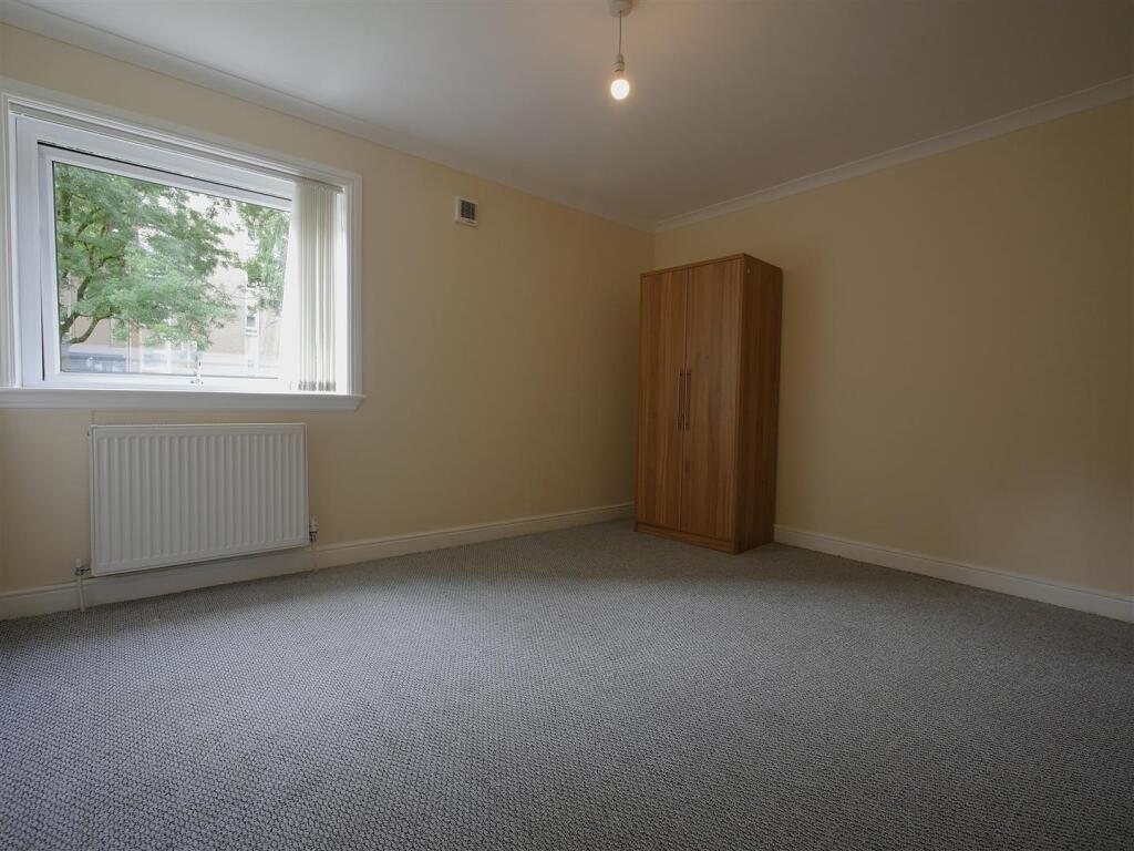 Apartment in Glasgow - View 4