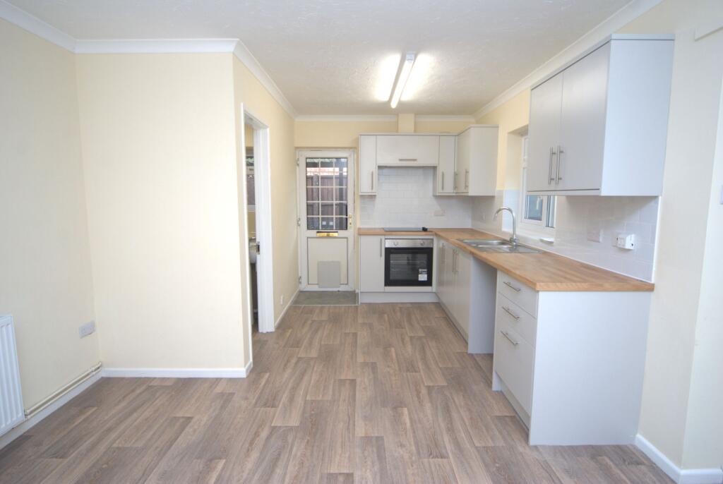 Main image of property: Saham Toney